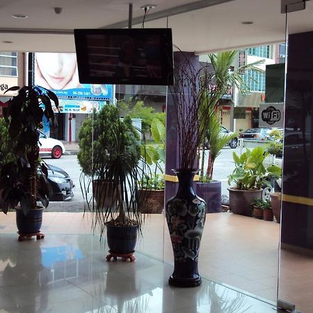 Golden Bay Hotel Malacca Bagian luar foto